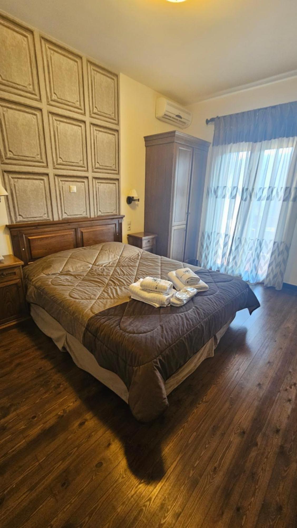 מלון Virginia 3*